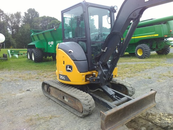 2023 John Deere 35G