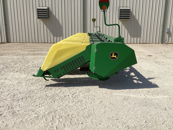 2019 John Deere SH8R
