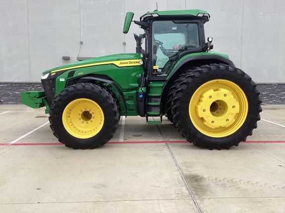 2024 John Deere 8R 370
