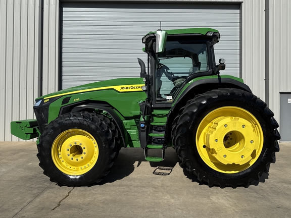 2021 John Deere 8R 370