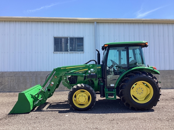 2022 John Deere 5075E