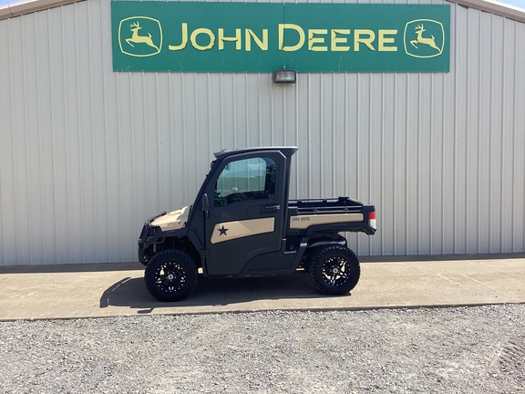 2023 John Deere XUV 835M
