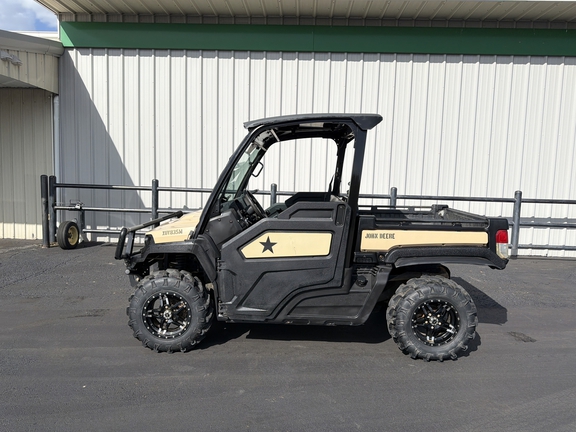 2021 John Deere XUV 835M