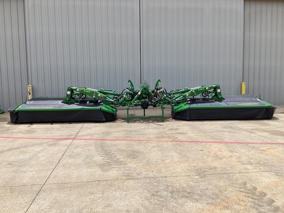 2023 John Deere R990R