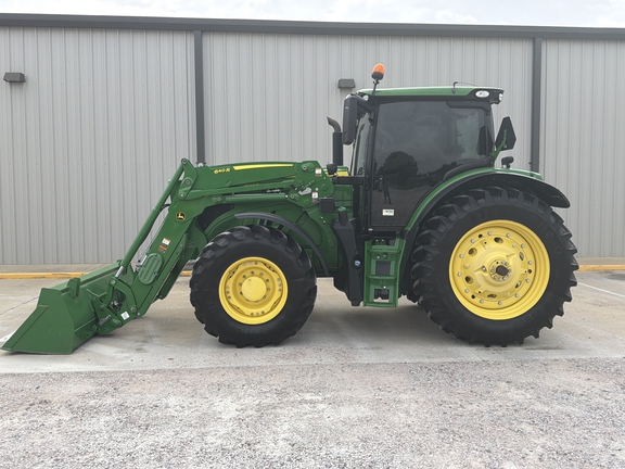 2016 John Deere 6145R