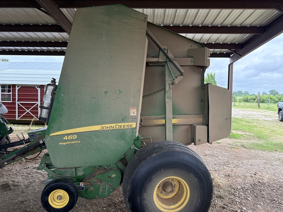 2012 John Deere 469