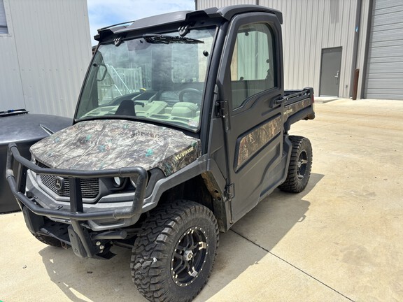 2021 John Deere XUV 835R