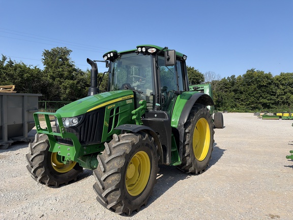 2023 John Deere 6120M