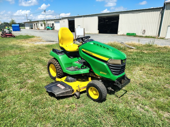 2019 John Deere X590