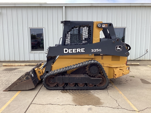 2019 John Deere 325G