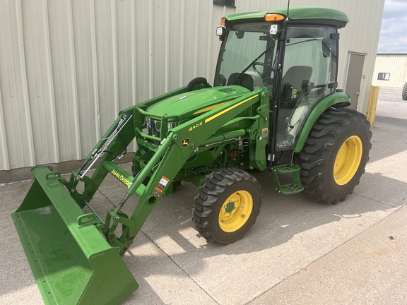 2025 John Deere 4066R