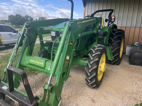 2018 John Deere 5075E