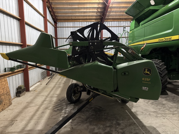 2004 John Deere 625F
