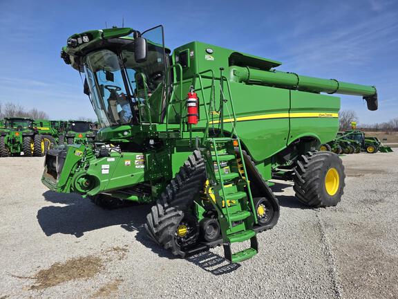 2024 John Deere S780