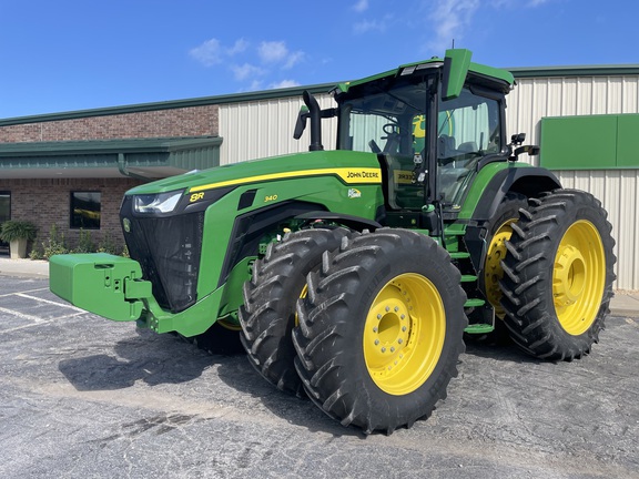 2024 John Deere 8R 340