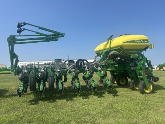 2021 John Deere 1775NT