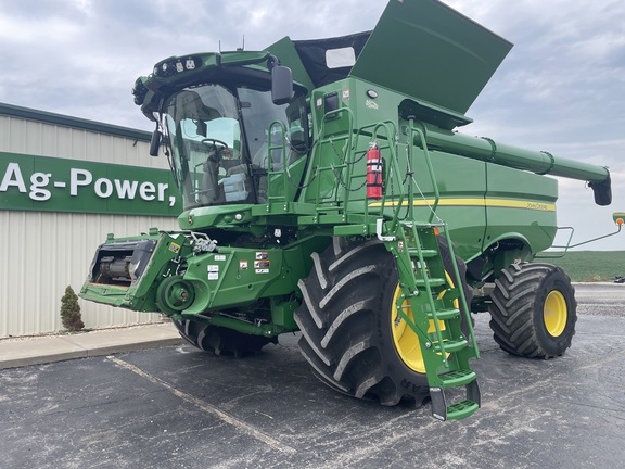 2024 John Deere S780