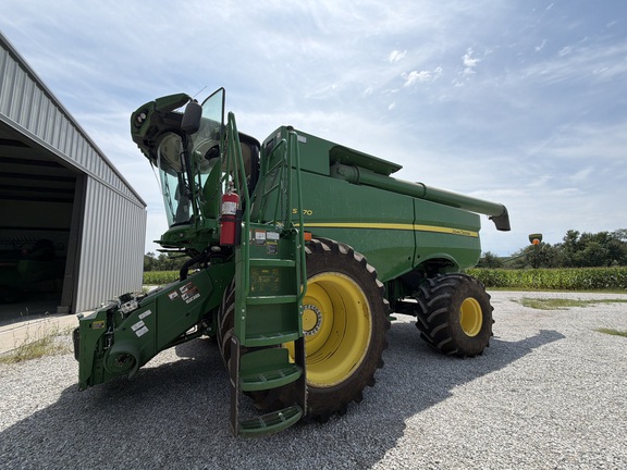 2021 John Deere S770