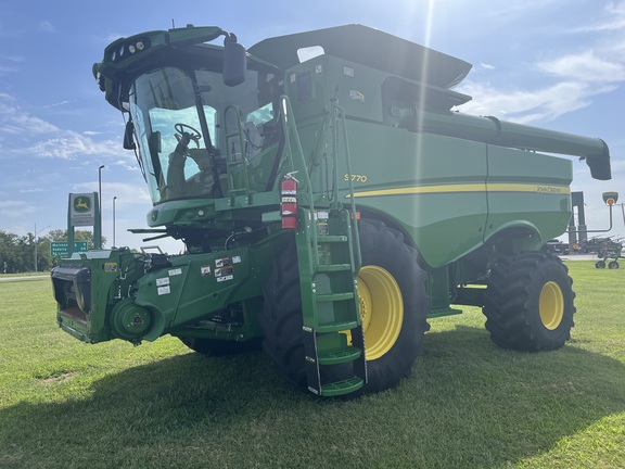 2023 John Deere S770