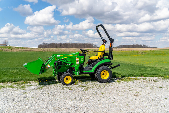 2026 John Deere 1025R