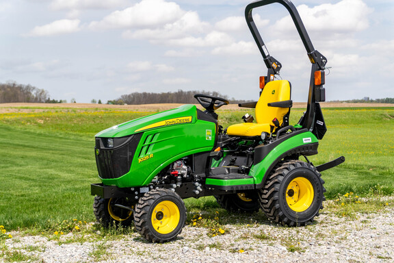 2026 John Deere 1025R