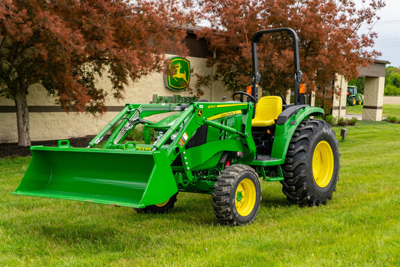 2025 John Deere 4044M