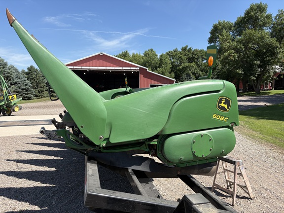 2008 John Deere 608C