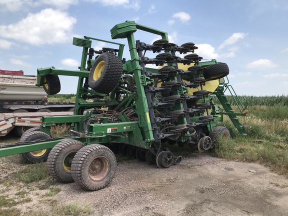 2021 John Deere 30"