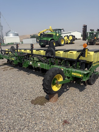 2009 John Deere 30"