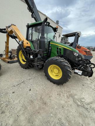 2023 John Deere 6120M
