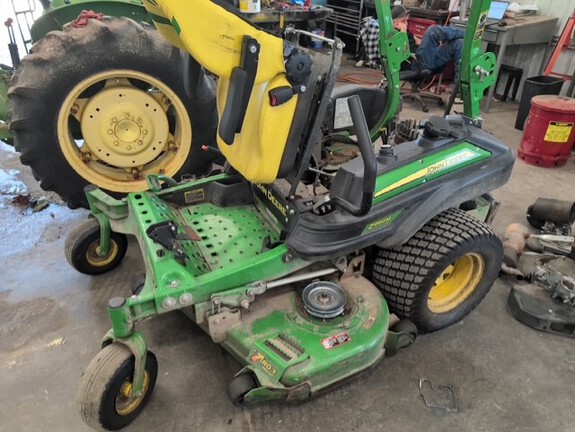 2022 John Deere Z960M