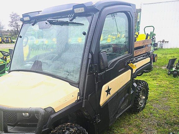 2022 John Deere XUV 835M